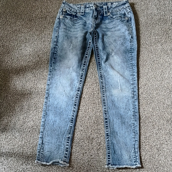 Miss Me Mid-Rise Signature Cuffed Skinny Embellished Denim Jeans Women's Size 26 - Picture 1 of 10